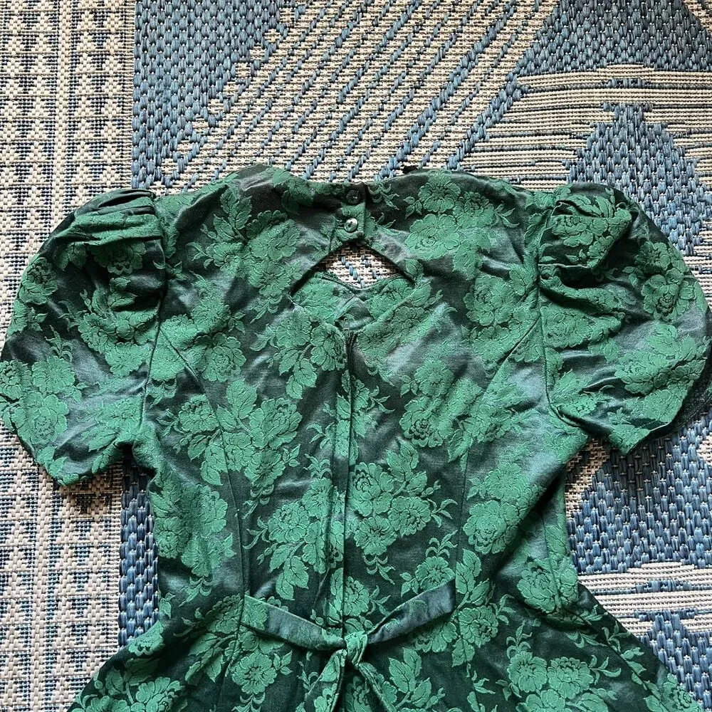Vintage 80s emerald coquette Jessica McClintock girls puff sleeve jacquard dress